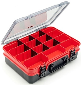 Cutie Daiwa Tournament Feeder Case 24C – compartimentare inteligentă, protecție maximă și design premium pentru accesoriile de feeder.