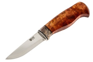 Cuțit Helle Audun Limited Edition 2024 – Piesă de colecție cu lamă de 88mm din oțel H3LS, mâner din mesteacăn creț, corn de ren și teacă de piele decorată.