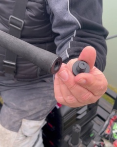 Lansetă Trabucco Supremacy XR Distance Feeder 4.00m 150g cu sistem SELD, inele K-SiC și mâner Lock Grip din plută și EVA.