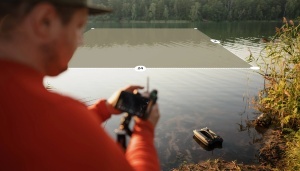 Navomodel plantat Deeper Quest Baitboat DownScan cu sonar CHIRP integrat GPS Autopilot si 2 cuve de nada.