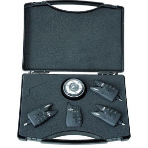 Set 3 Avertizori Carp Zoom Fanatic cu Statie si Lampa Cort