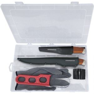 Set profesional de filetare Cormoran 3008 conținând două cuțite inoxidabile, ascuțitor manual, racletă și mănușă anti-tăiere.