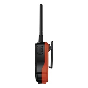 Stație radio maritimă VHF portabilă Cobra BlueBound 150 flotabilă cu încărcare USB-C.