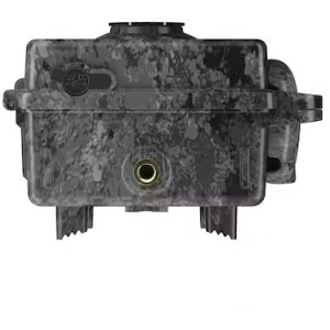 Camera monitorizare ZEISS Secacam 5 5MP GPS LTE cu bliț infraroșu invizibil, destinată monitorizării vânatului și faunei sălbatice în condiții variate de teren.