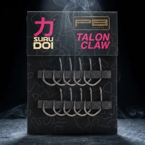 Carlige crap PB Products Surudoi Talon Claw PTFE din otel japonez forjat cu curbura unghiulara si varf beaked point pentru monturi profesionale.