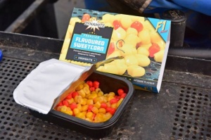 Dynamite Baits Frenzied Sweetcorn 200g F1 Sweet - Img 2