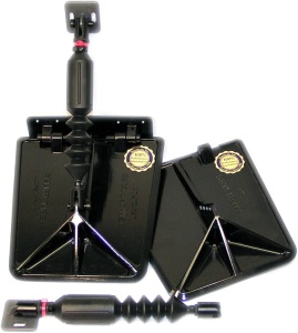Trim Tabs automate Nauticus Smart Tabs SX – Kit complet de flapsuri din compozit și pistoane cu azot (variante 40BL, 60BL, 80BL) pentru stabilizarea și planarea rapidă a ambarcațiunilor cu motor