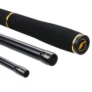 Lansetă Formax Aries Feeder 3.90m 100g – Detaliu al blancului din Carbon HM2 echipat cu inele Seaguide SiC și mâner ergonomic de plută cu EVA.