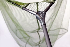 Minciog Sportex Carp Carbon Olive 107x107cm cu coadă carbon 180cm, brațe carbon, plasă cauciucată adâncă, ideal pentru pescuit crap.