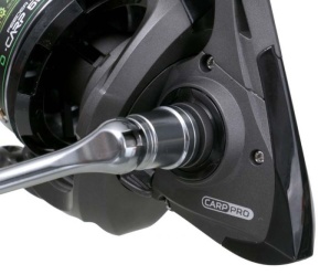 Mulineta Carp Pro D-Carp 5500 cu tambur Long Cast și mecanism endless screw pentru pescuit method feeder la distanță