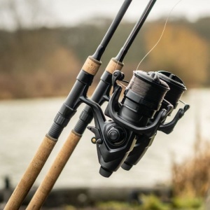Mulineta Daiwa 22 Emblem BR 10000 – Free Spool cu Tough Digigear, frână ATD și tambur ABS Long Cast pentru pescuit la crap
