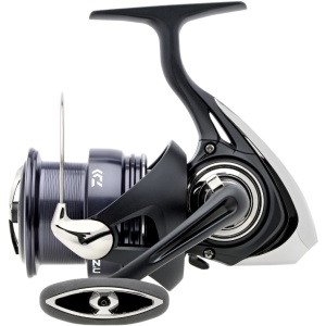 Mulineta Daiwa 25 N’Zon LT – design Airdrive, construcție rigidă, tambur ABS long-cast și frână ATD Type-L pentru pescuit de feeder și match la nivel profesionist.