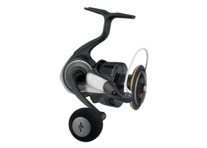 Mulineta Daiwa 26 Certate HD LT detaliu corp Monocoque aluminiu și rotor Airdrive