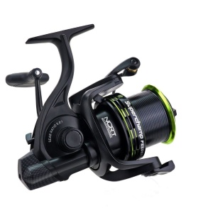 Mulinetă Formax Elegance Method SuperChamp Feeder 6500LC – Construcție NCRT ultra-ușoară, ax din titan, sistem Worm Shaft și tambur Long Cast cu clipsuri metalice duble.