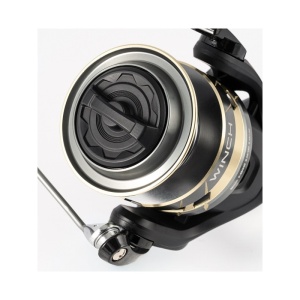 Mulinetă Trabucco Winch HD – Construcție solidă din grafit, tambur din aluminiu cu profil în V și manivelă de forță pentru tracțiune superioară.