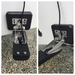 Garmin Transducer Spray Shield – montaj sub suport, reduce stropii la viteze mari, protecție și confort pentru navigație