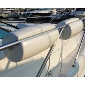 Balon protectie acostare alb seria A OCEAN Clip-On din spuma integrala PU solida cu bucse de nailon.