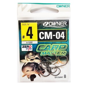 Cârlig Owner CM-04 Carp Master Aya Magic, cu tehnologie ZERO EYE și vârf Magic Fusso, proiectat pentru înțepare sigură, protecția firului și drilluri extreme cu crapi de talie mare.