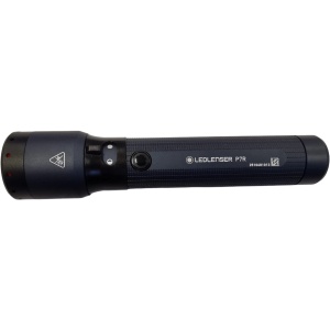 Lanterna Ledlenser P7R 25Yrs Edition Smokey Blue – lanternă LED reîncărcabilă de 2000 lumeni, cu focalizare avansată, USB-C, IP68 și garanție 25 de ani, creată pentru performanță fără compromis