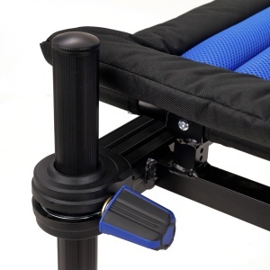 Scaun Formax Elegance Feeder Pro NG – Detaliu sistem de picioare Ø36mm, spătar cu pernă și finisaje premium pentru pescuit de performanță.