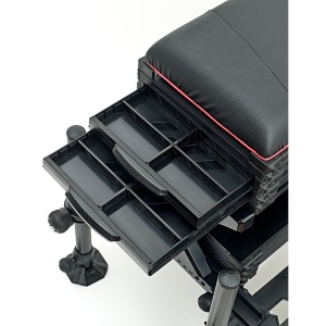 Daiwa Tournament 800 Seat Box Black – Performanță profesională și stabilitate System 36, într-un design modular creat pentru a domina malul apei