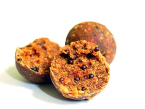 Select Baits Boilies Hot Fish + Monster Crab & Black Pepper Oil 24mm 1kg Fierte