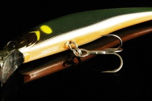 Vobler Jackall Tricoroll Ryushin 63HW 7cm 9.2g Pearl Ayu - Img 3