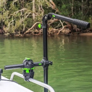 Bază Railblaza HEXX RailMount 25 – Suport profesional pentru balustradă rotundă, proiectat să asigure stabilitate maximă pentru accesoriile HEXX Heavy-Duty.