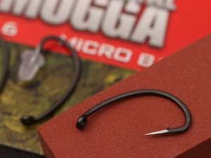 Carlige Gardner Specialist Sharpened Covert Dark Continental Mugga Hooks Nr 6 10buc/plic - Img 7