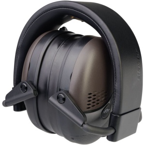 Căști electronice active Blaser Ear Protector 2.0 Brown cu Bluetooth 5.1, atenuare SNR 26 dB și capace HunTec Camo.