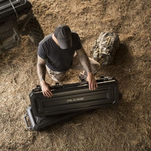 Cutie Plano Long Gun Case PLA11842 etansa cu roti si spuma personalizabila