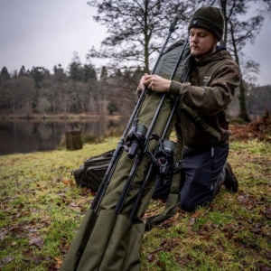 Husa Daiwa Black Widow Quiver Fishing Holdall 3 Compartimente 132x32x20cm - Img 5