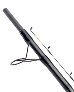 Lansetă Daiwa Tournament Feeder SLR 3.66m 120g, construită din carbon HVF Nanoplus cu X45X Full Shield și inele American Tackle TiForged AIR, concepută pentru lansări la distanțe extreme.