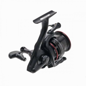 Mulinetă Formax Visage Feeder 3000 – Detaliu tambur cu clipsuri metalice duble și mecanism Worm Shaft pentru performanță de top.
