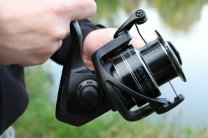 Mulineta Okuma Custom Carp CC 7000 - Img 2
