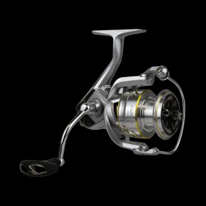 Mulineta Okuma Zyros din carbon C-40X cu angrenaje Flite Gear si frana multi-disc Hydro Block.