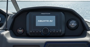 Unitate audio marină circulară Aquatic AV Santa Cruz CP7 – Player premium gauge-style, putere de vârf 280W pe 4 canale, conectivitate Bluetooth, control complet prin aplicație mobilă și certificare de etanșeitate IP65