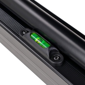 Scaun Formax Elegance Feeder Pro NG – Detaliu sistem de picioare Ø36mm, spătar cu pernă și finisaje premium pentru pescuit de performanță.