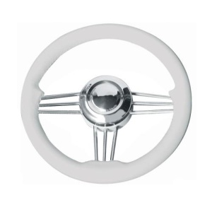 Volan sport premium pentru barcă Savoretti Armando de 355mm – Structură de înaltă rezistență din oțel inoxidabil AISI 316 cu 3 spițe triple, coroană îmbrăcată în poliuretan expandat tehnic, finisaj de lux certificat CEE cu butuc universal integrat.