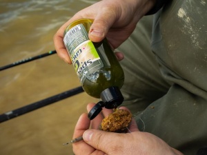 Aditiv Lichid Bait-Tech Deluxe Liquid 250ml - Img 5