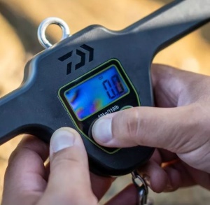 Cantar Digital Daiwa T-Bar Scales 50kg - Img 3