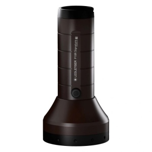 Lanterna Ledlenser P18R Signature 4500 lumeni cu tehnologie X-Lens