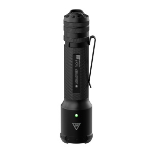 Lanternă tactică compactă reîncărcabilă Ledlenser TAC6R 2000 lumeni cu sistem optic Multi-Lens și protecție IP68.