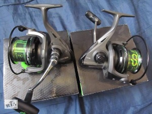 Mulineta Carp Pro D-Carp 5500 cu tambur Long Cast și mecanism endless screw pentru pescuit method feeder la distanță
