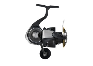 Mulineta Daiwa 26 Certate HD LT detaliu corp Monocoque aluminiu și rotor Airdrive