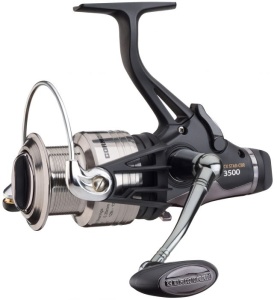 Mulineta feeder Cormoran Black Star 4500