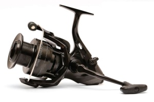Mulineta Okuma Dyna Drag XP Baitfeeder 7000 - Img 4