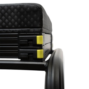 Scaun modular TEOS Seatbox TS3 D36 cu picioare telescopice și platformă antiderapantă.