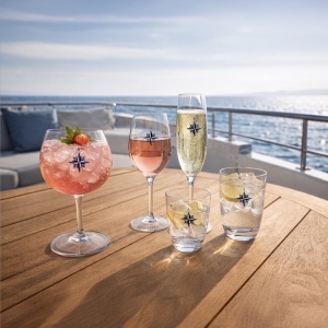 Set de 6 pahare antialunecare pentru vin tip Balloon de 570ml din colecția Northwind de la Marine Business, fabricate din Tritan/Ecozen incasabil cu inel antiderapant din cauciuc, ideale pentru ambarcațiuni și iahturi.