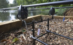 Set NGT 2 Avertizori VX2 Cu Baterie + 2 Swingeri Cu Lant - Img 5